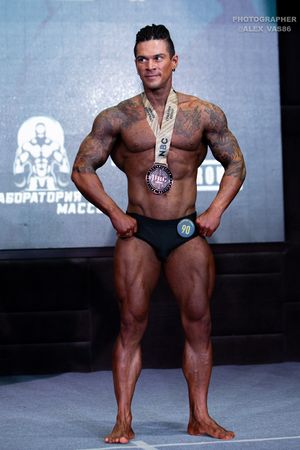 СLASSIC PHYSIQUE 173